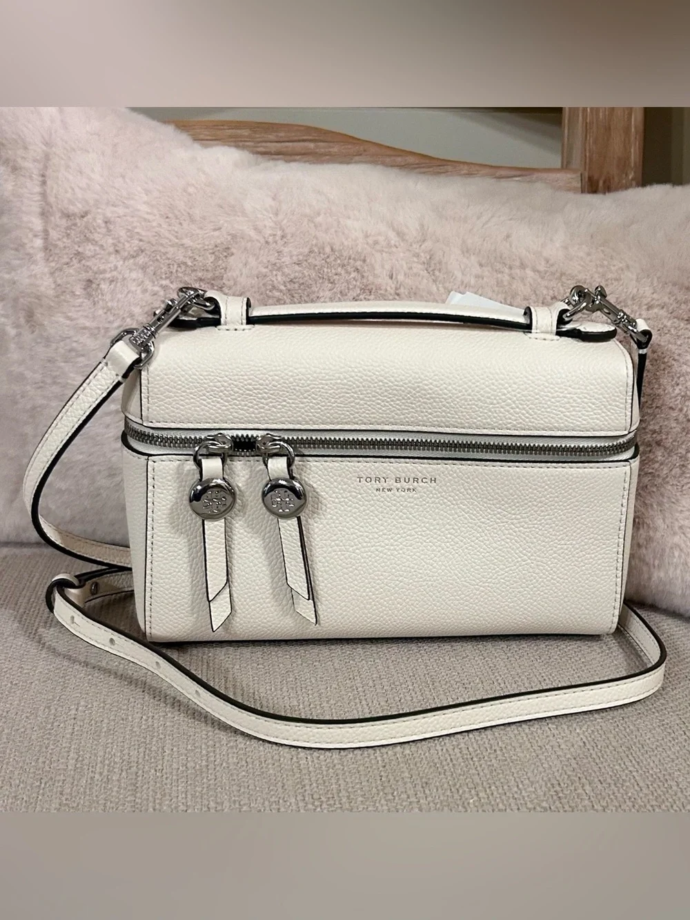Tory Burch - NWT - Romy Slim Top Handle Crossbody light cream/white